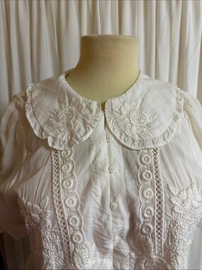 Pilcro embroidery babydoll top S